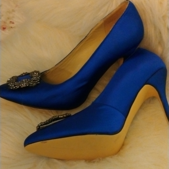 Blue Satin Evening Shoes - Picture 10 of 15